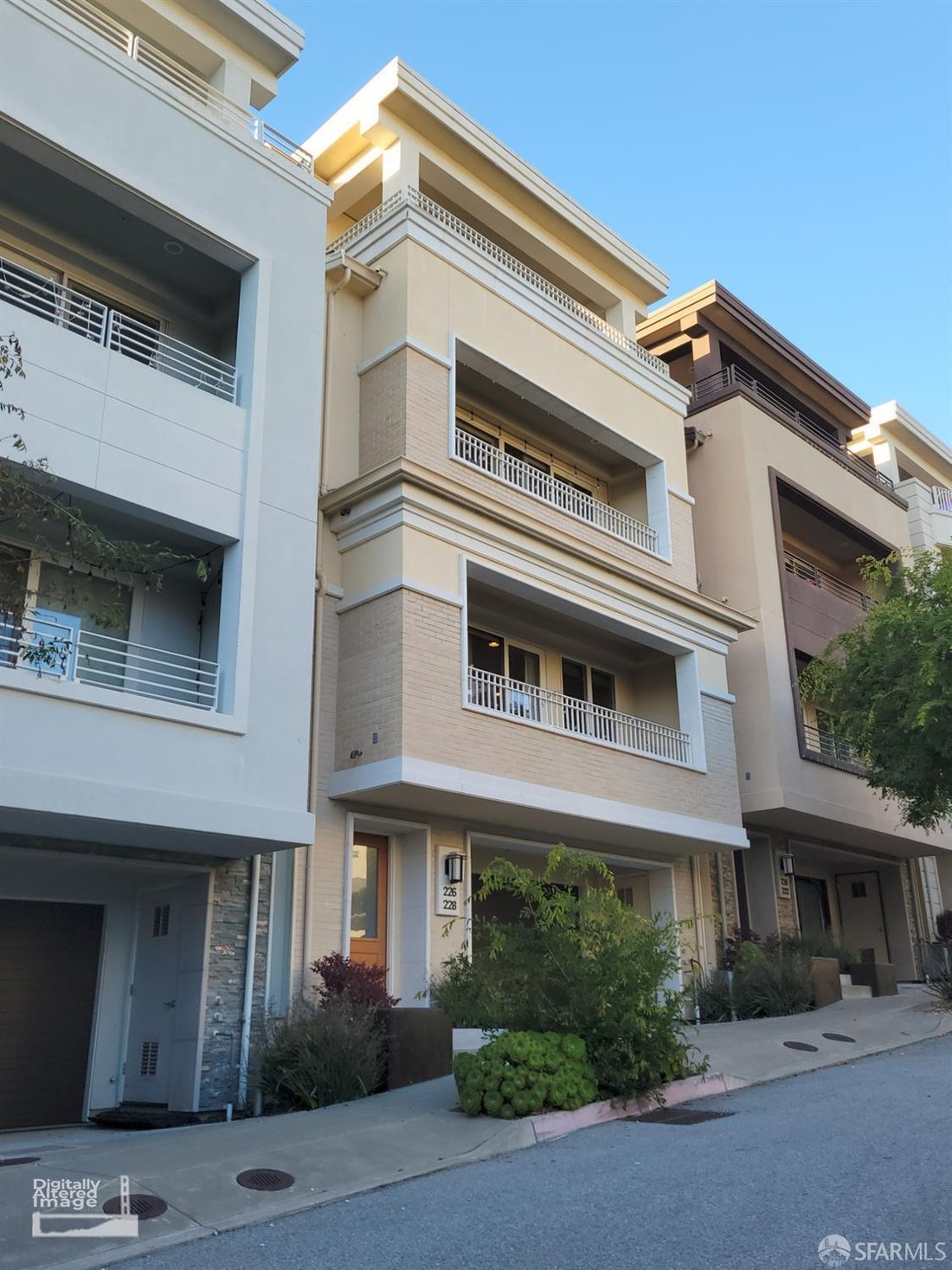 Condo in San Francisco, California, United States 3 - 18589058