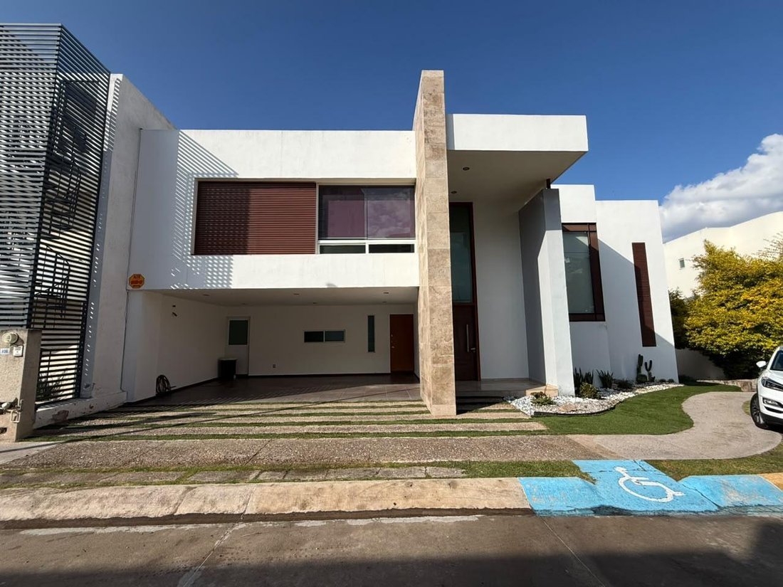 House in San Luis Potosí, San Luis Potosi, Mexico 1 - 18590009