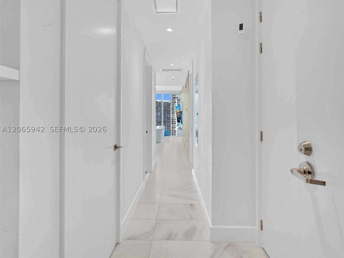 Condo in Miami, Florida, United States 3 - 18591704