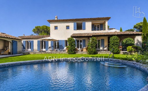 Villa in Mallemort, Provence-Alpes-Côte d'Azur, France 1