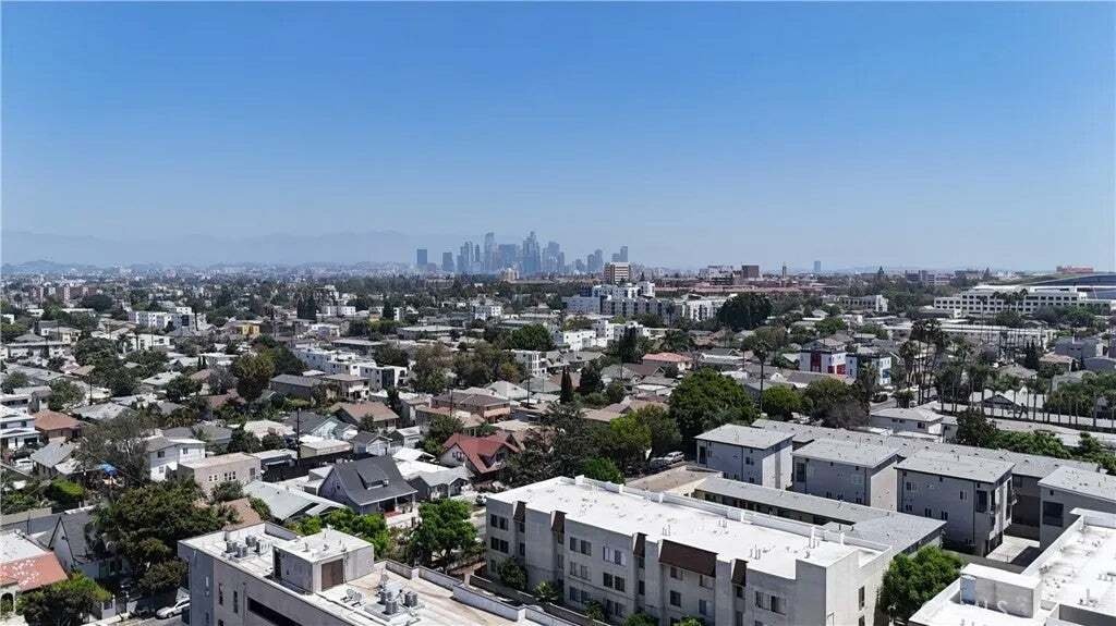 Los Angeles, California, United States 3 - 18591985