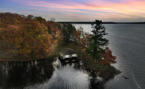 Land in Hayward, Wisconsin, Vereinigte Staaten 1