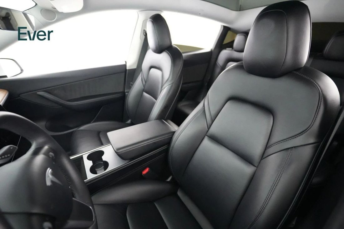 Suv in San Francisco, CA, United States 4 - 18544284