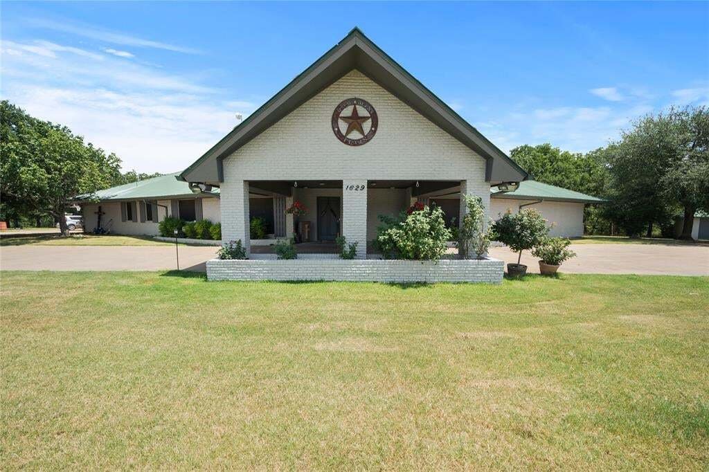 Farm Ranch in Cleburne, Texas, United States 3 - 18592611