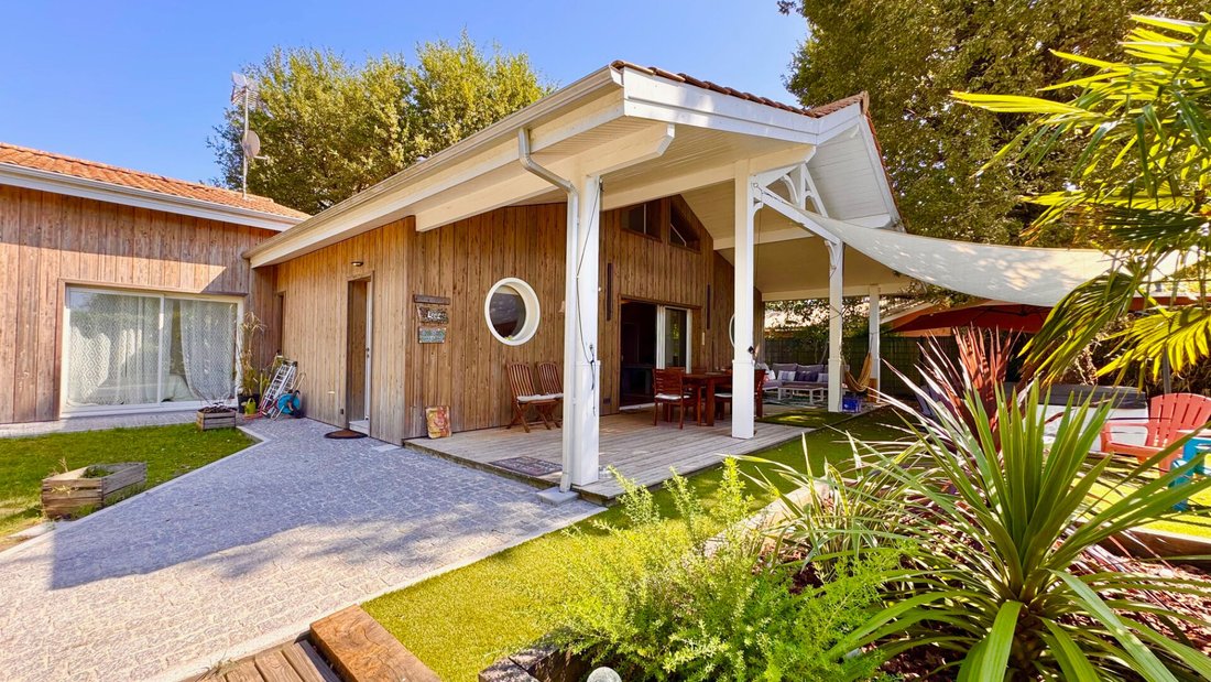 Villa in Lege Bourg, Lège-Cap-Ferret, France 1 - 18590541