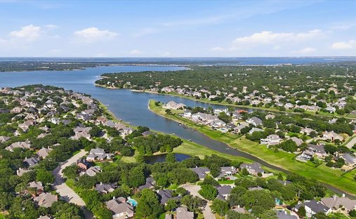 House in Lewisville, Texas, United States 1