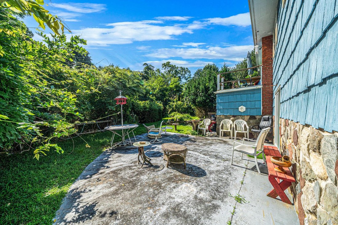 House in Shoreham, New York, United States 3 - 18572225