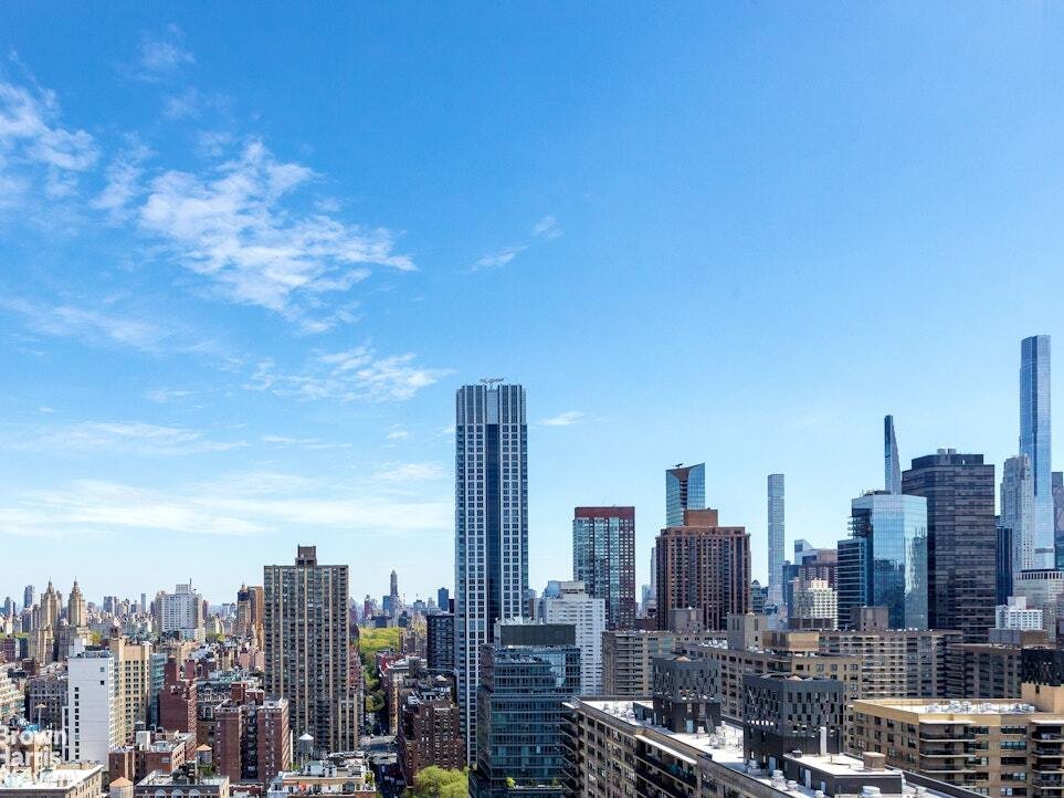 Condo in New York, New York, United States 1 - 17759251