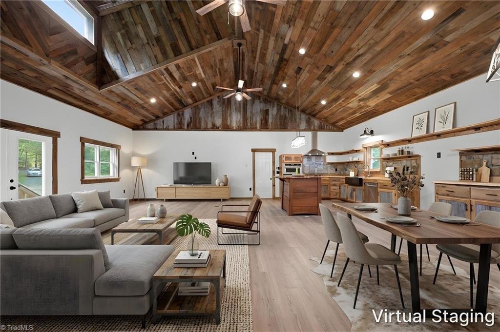 House in Crumpler, North Carolina, United States 5 - 17169033
