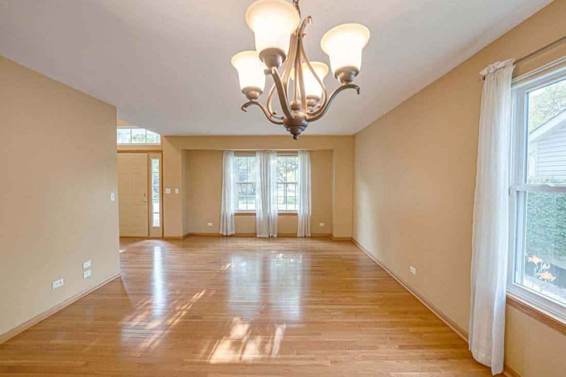 House in Aurora, Illinois, United States 5 - 18592462