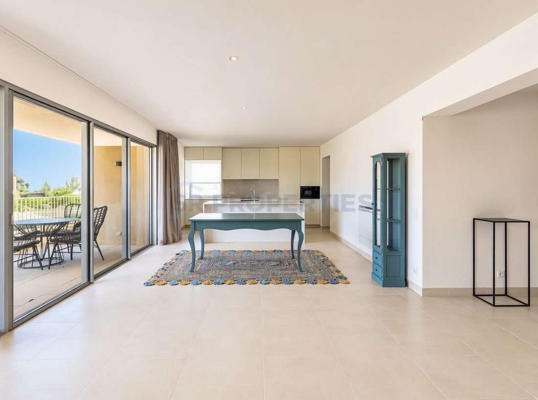 Apartment in Vilamoura, Quarteira, Algarve 1 - 18499043