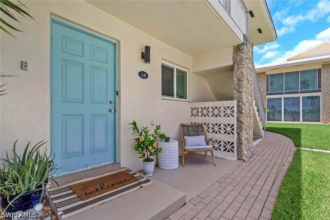 Co Op in Naples, Florida, United States 3 - 18588797
