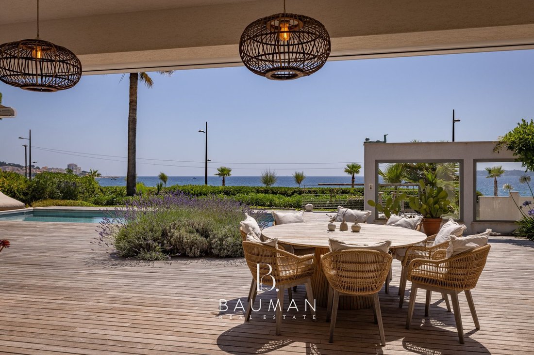 Villa in Ville-Les Saquedes-Le Bouillonnet, Sainte-Maxime, France 2 - 18254109