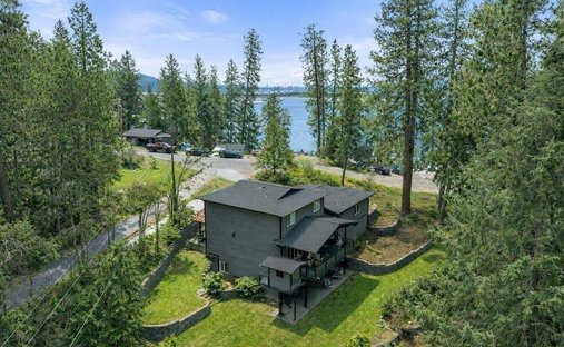 House in Newman Lake, Washington, United States 1