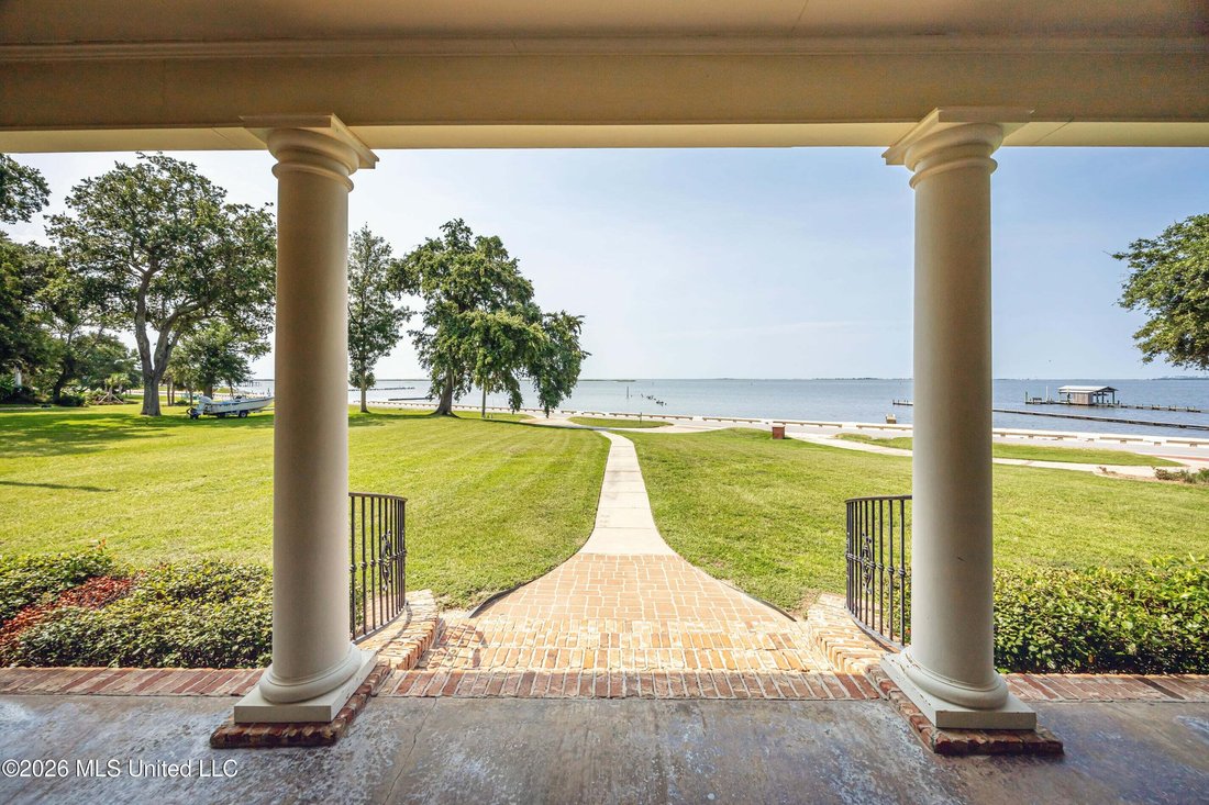 House in Ocean Springs, Mississippi, United States 5 - 18589217