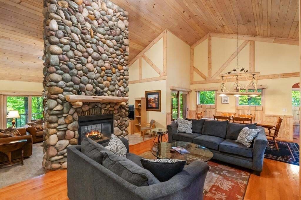 House in Central Lake, Michigan, United States 4 - 18591186
