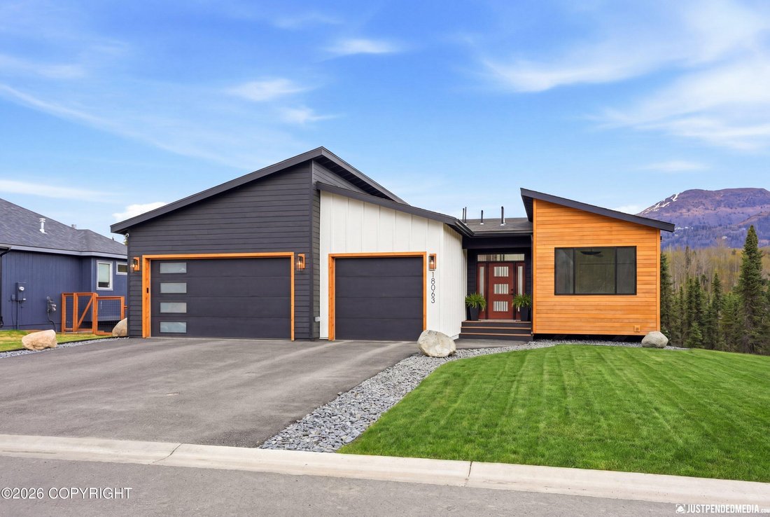 House in Anchorage, Alaska, United States 2 - 18207555