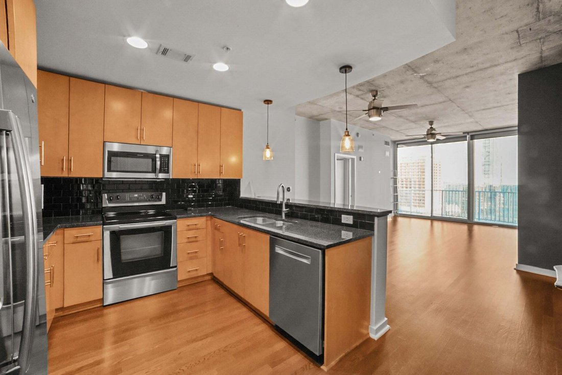 Condo in Austin, Texas, United States 3 - 18592173