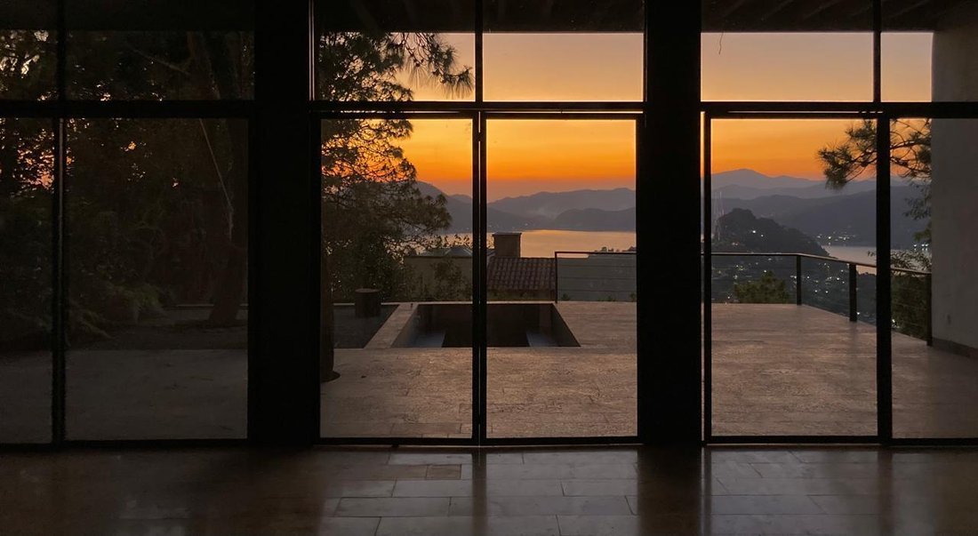 House in Valle de Bravo, State of Mexico, Mexico 2 - 18590381