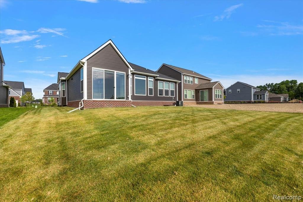 House in Wixom, Michigan, United States 5 - 18591176
