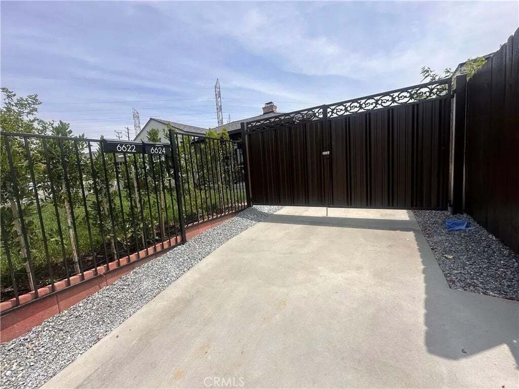 Condo in Los Angeles, California, United States 4 - 17843893
