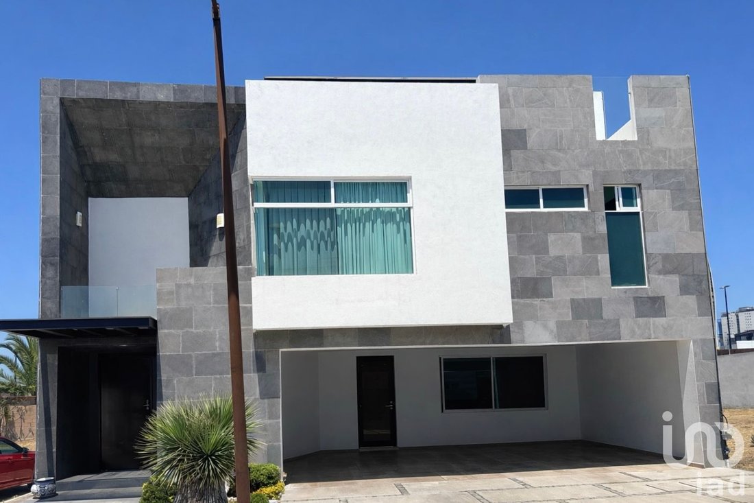 House in Tlaxcalancingo, Puebla, Mexico 1 - 18590111