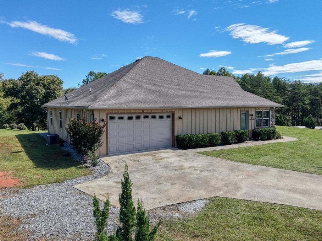 House in Young Harris, Georgia, United States 5 - 18590859