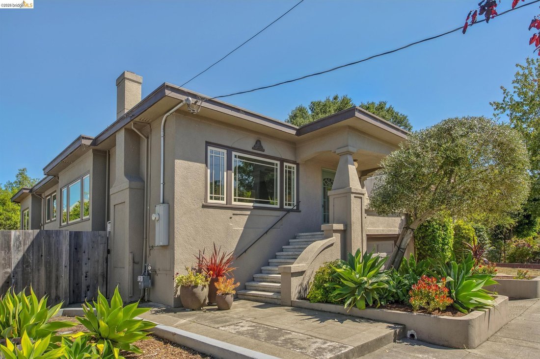 House in Oakland, California, United States 3 - 18591487