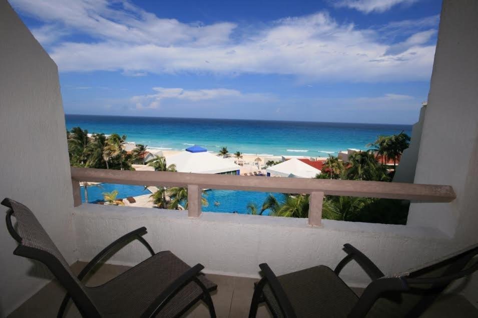 Apartment in Cancún, Quintana Roo, Mexico 2 - 18588188