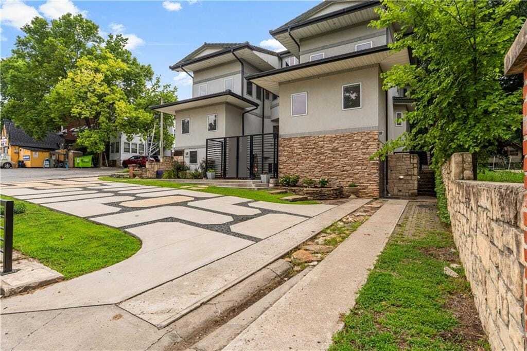 House in Kansas City, Missouri, United States 3 - 18570254