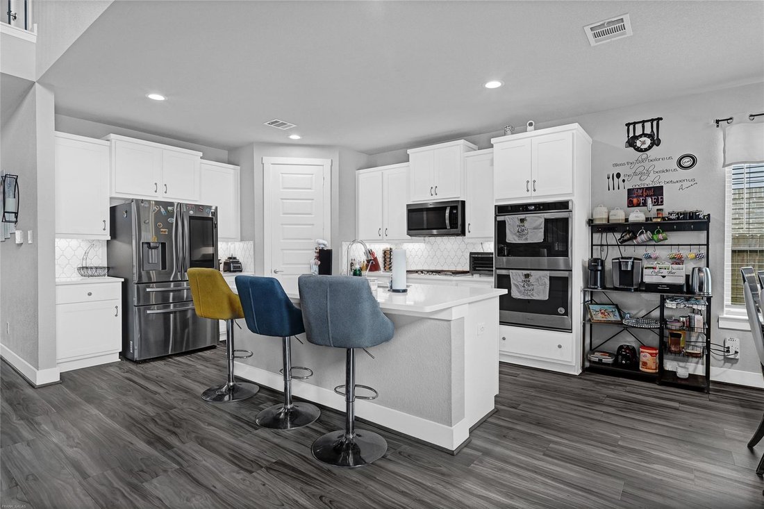 House in Friendswood, Texas, United States 5 - 18592733