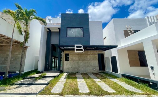 House in Cancún, Quintana Roo, Mexico 1