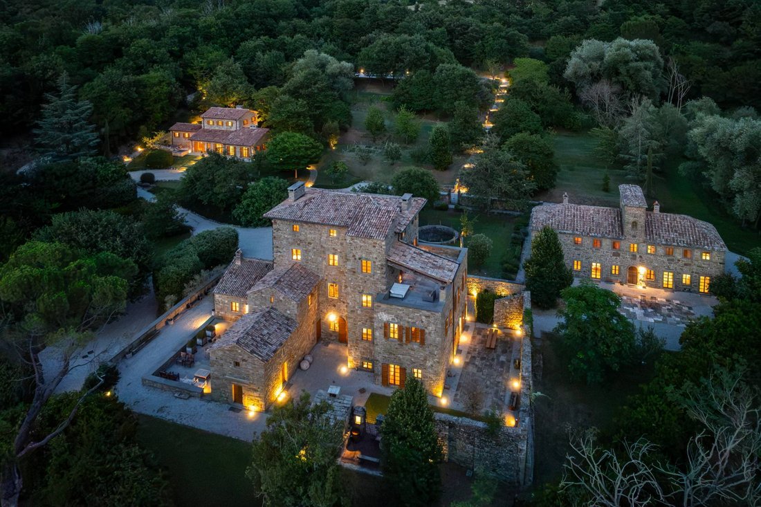 Country House in Center, Cortona, Tuscany 1 - 18332140