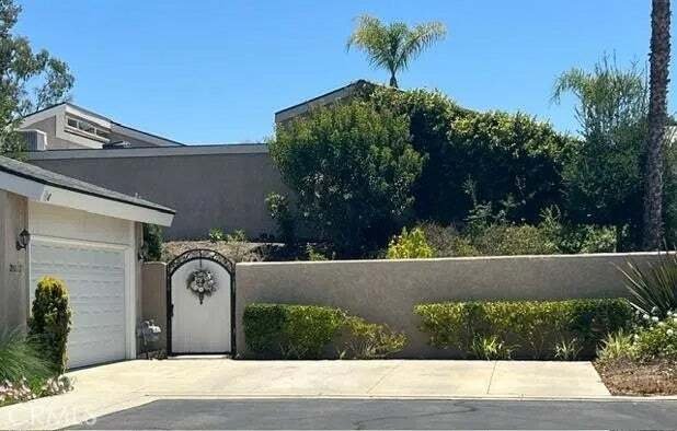 House in Laguna Niguel, California, United States 1 - 18591998