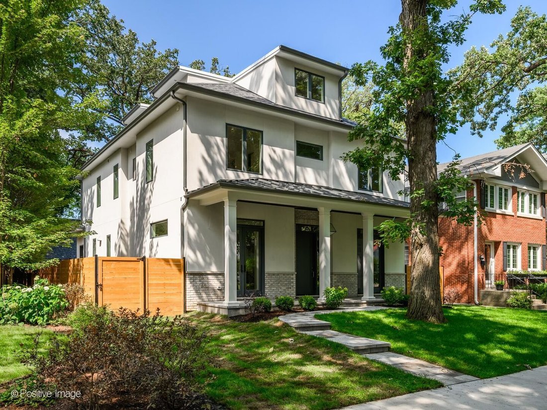 House in Wilmette, Illinois, United States 2 - 18589489