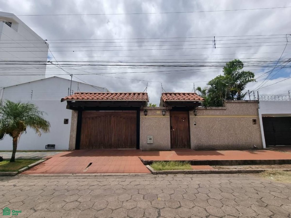 House in Santa Cruz de la Sierra, Santa Cruz Department, Bolivia 4 - 17269330