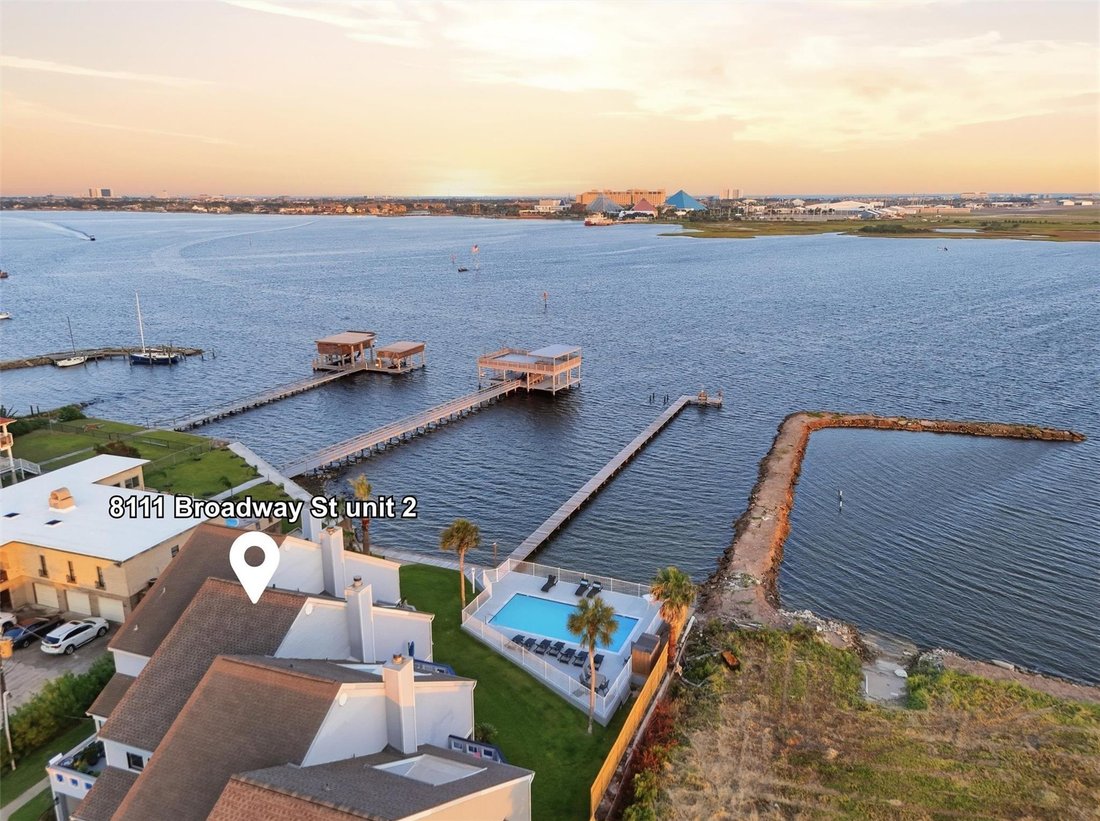 Townhouse in Galveston, Texas, United States 2 - 18592634