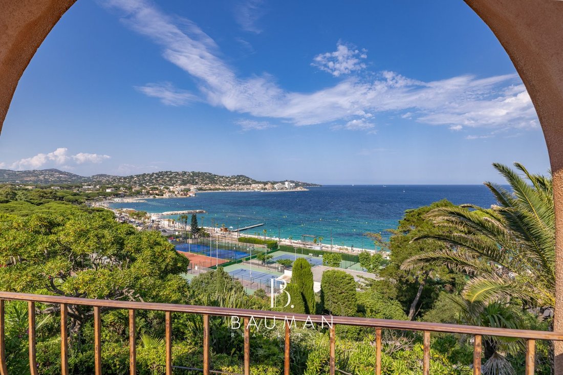 Villa in Nartelle-Noyer-Bellevue-bd des Sardinaux, Sainte-Maxime, France 3 - 18186952