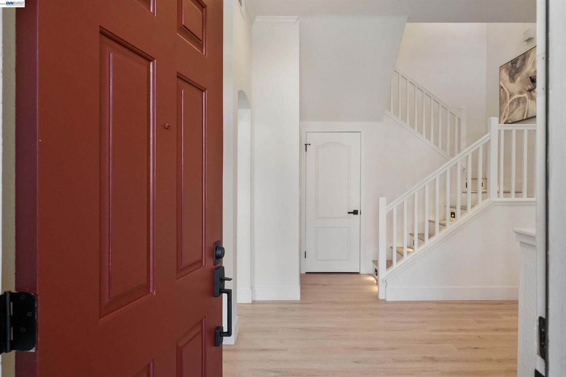 Townhouse in Pleasanton, California, United States 4 - 18591399