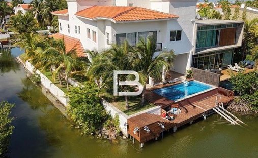 House in Cancún, Quintana Roo, Mexico 1