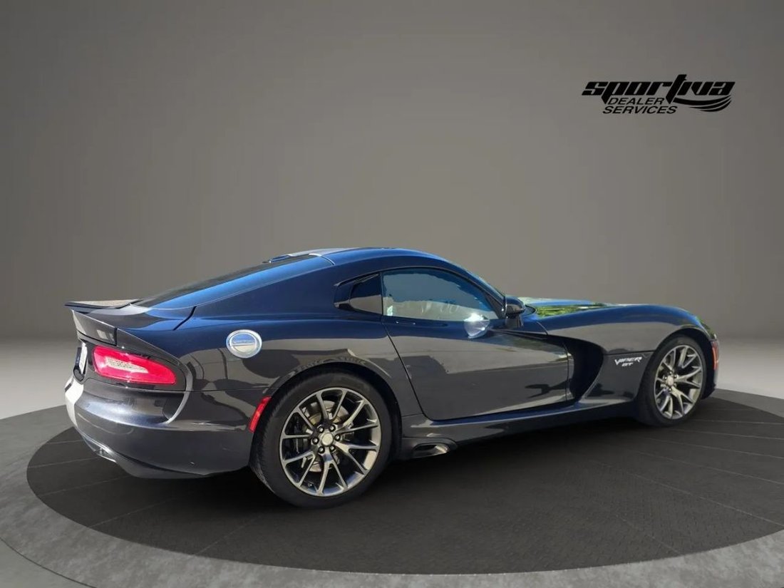 Coupe in Santa Ana, CA, United States 5 - 18590464