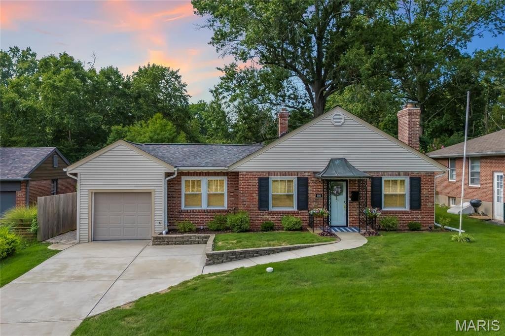 House in Kirkwood, Missouri, United States 1 - 17864788