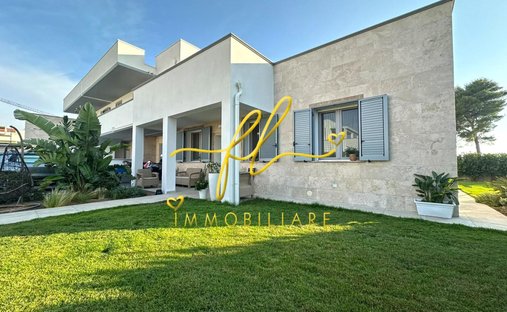 Country House in Marina di Cecina, Cecina, Tuscany 1