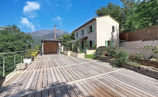 House in Gilette, Provence-Alpes-Côte d'Azur, France 1