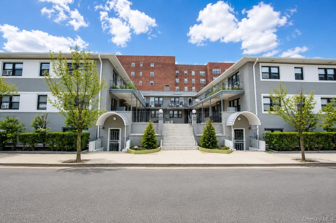 Long Beach, New York, United States 2 - 18592847