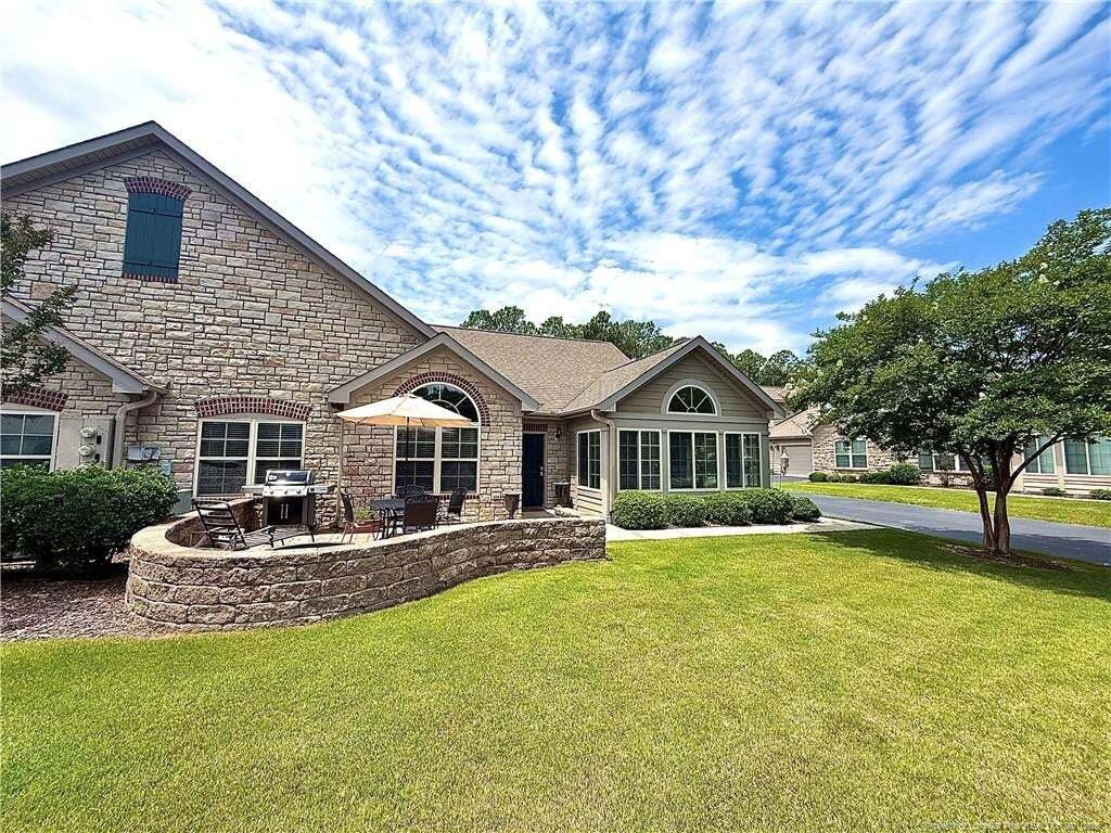 Townhouse in Southern Pines, North Carolina, United States 2 - 18592419