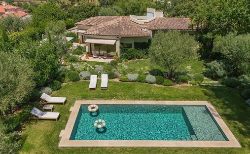 Villa in Blanchisserie, Le Cannet, France 1