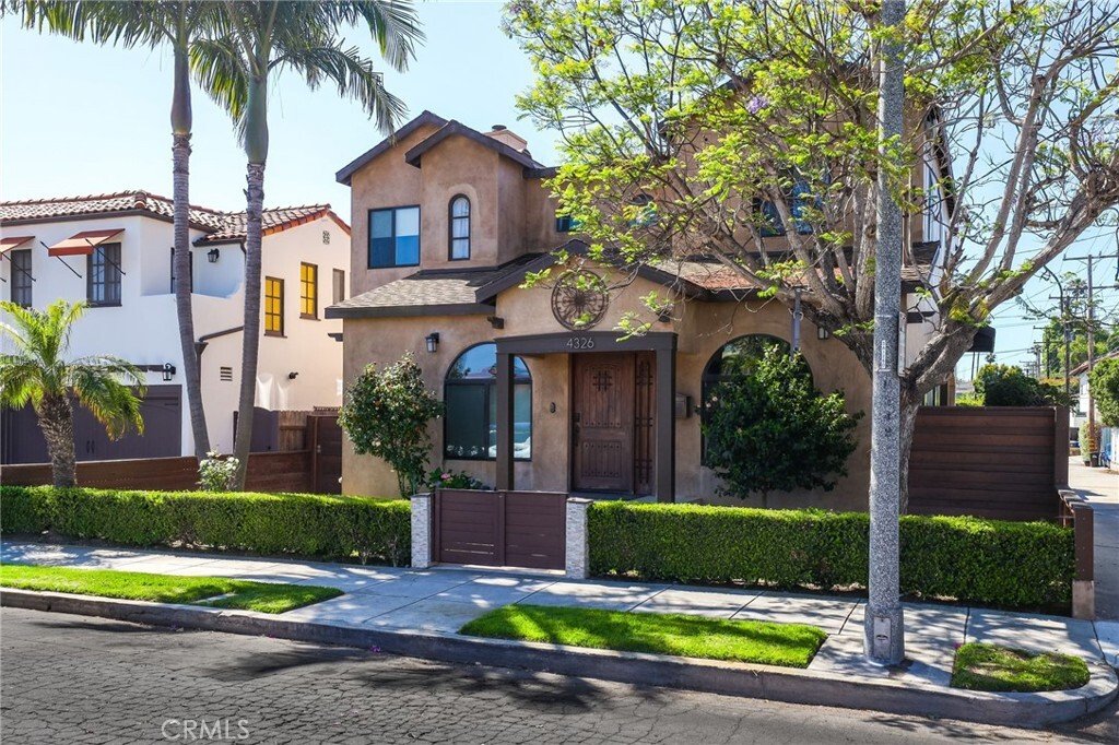 House in Signal Hill, California, United States 3 - 17848838