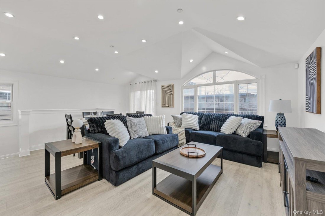 House in New York, New York, United States 2 - 18588867