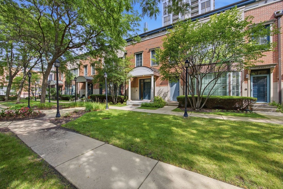 Condo in Chicago, Illinois, United States 2 - 18592428